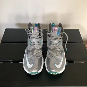 Men’s Nike Lebron James 13 XIII Hologram s-l400.jpg main image 4